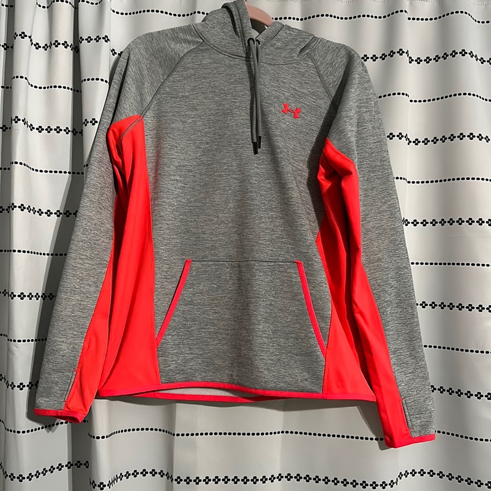 Under Armour Storm sweatshirt